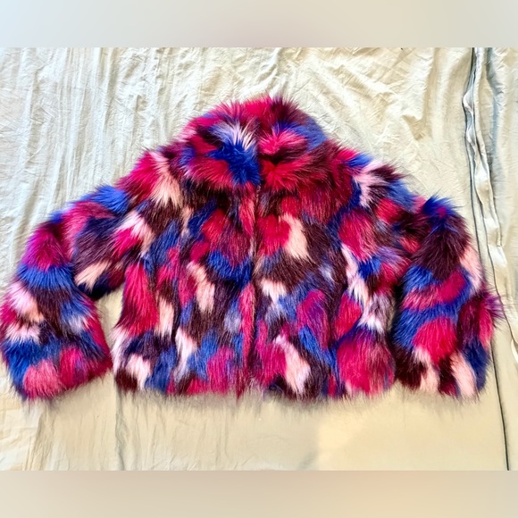 FRENCH CONNECTION Multi-Color Faux Fur Cropped Jacket - Pink, Blue & Wine - Picture 4 of 6